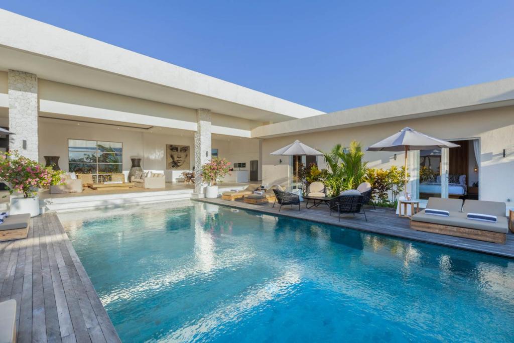 Costa Azzurra Villas by BaliSuperHost