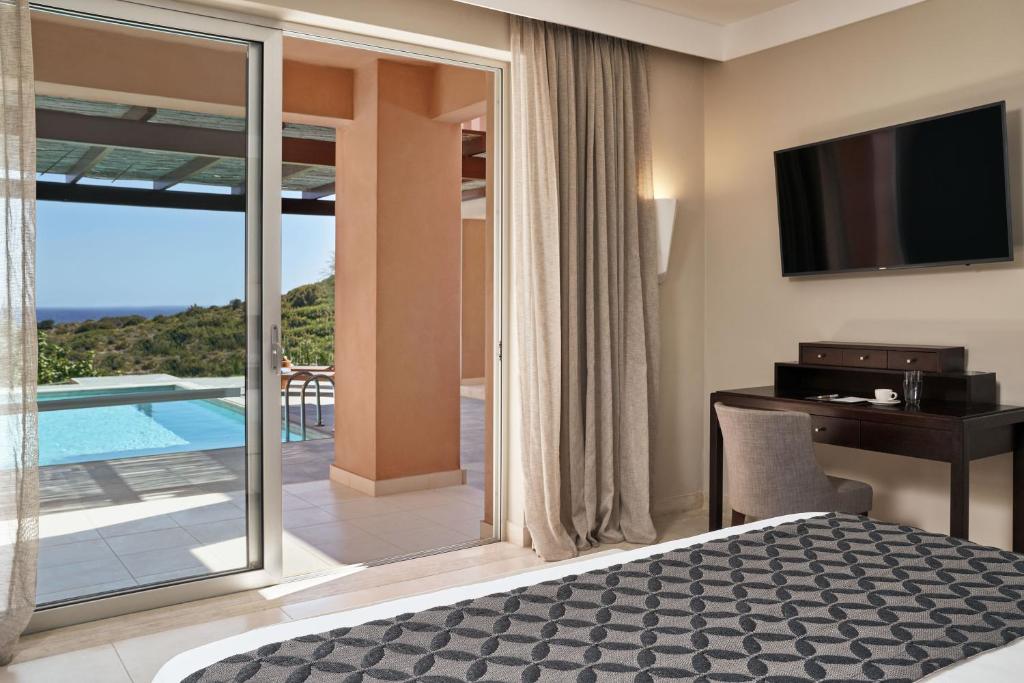 Сьюит (Suite with Private Pool Sea View), Atlantica Belvedere Resort - Adults Only