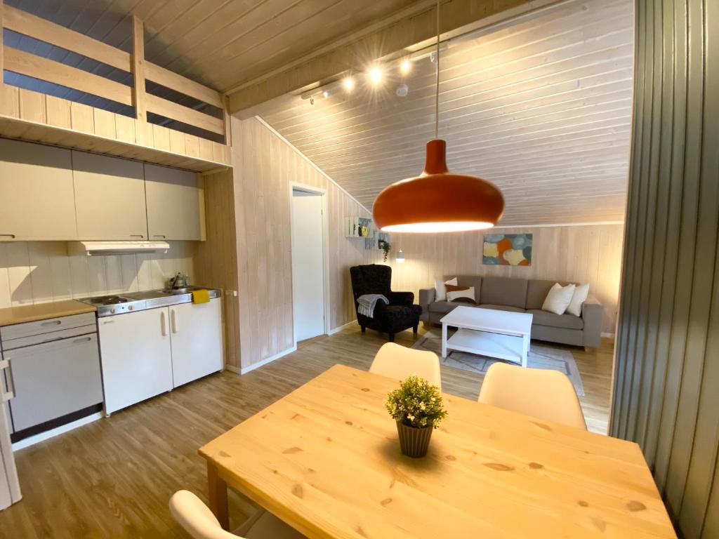 Vennebo - Koselig liten hytte med alle fasiliteter photo 2
