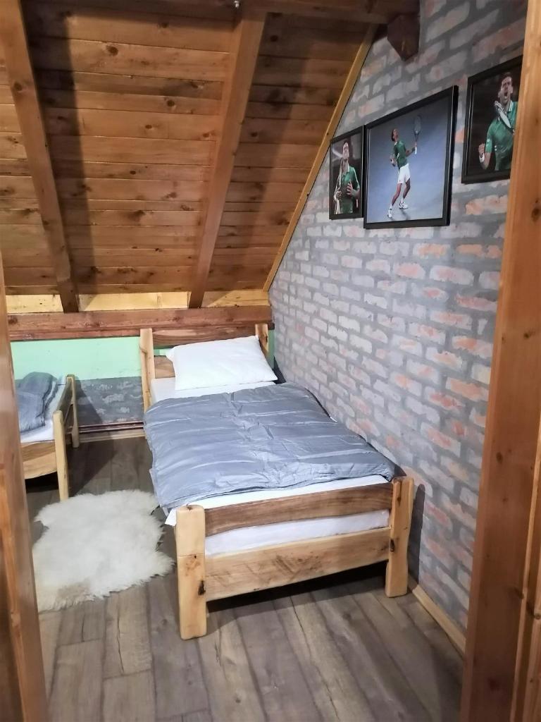Kućerak X photo 1