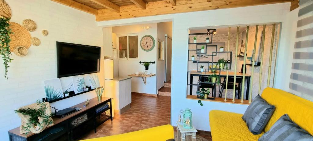 ARGUINEGUIN, two bedrooms bungalow, pool & wifi photo 4