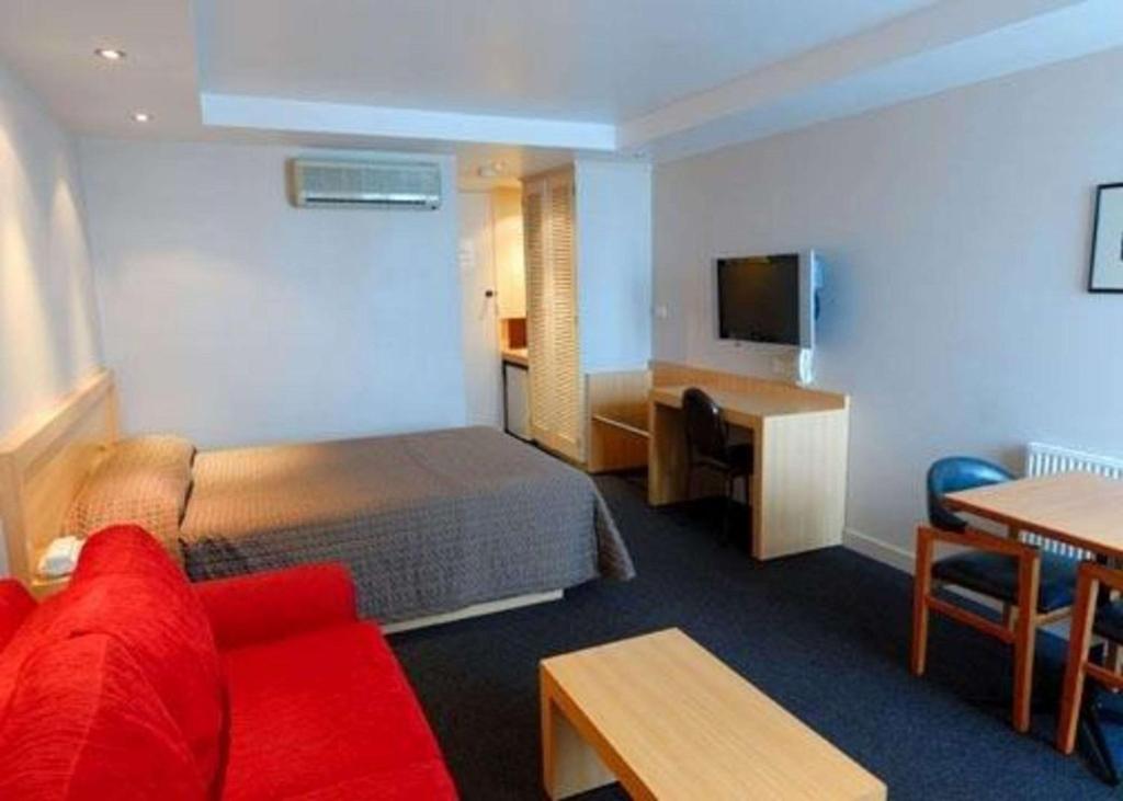 Richmond Henty Hotel
