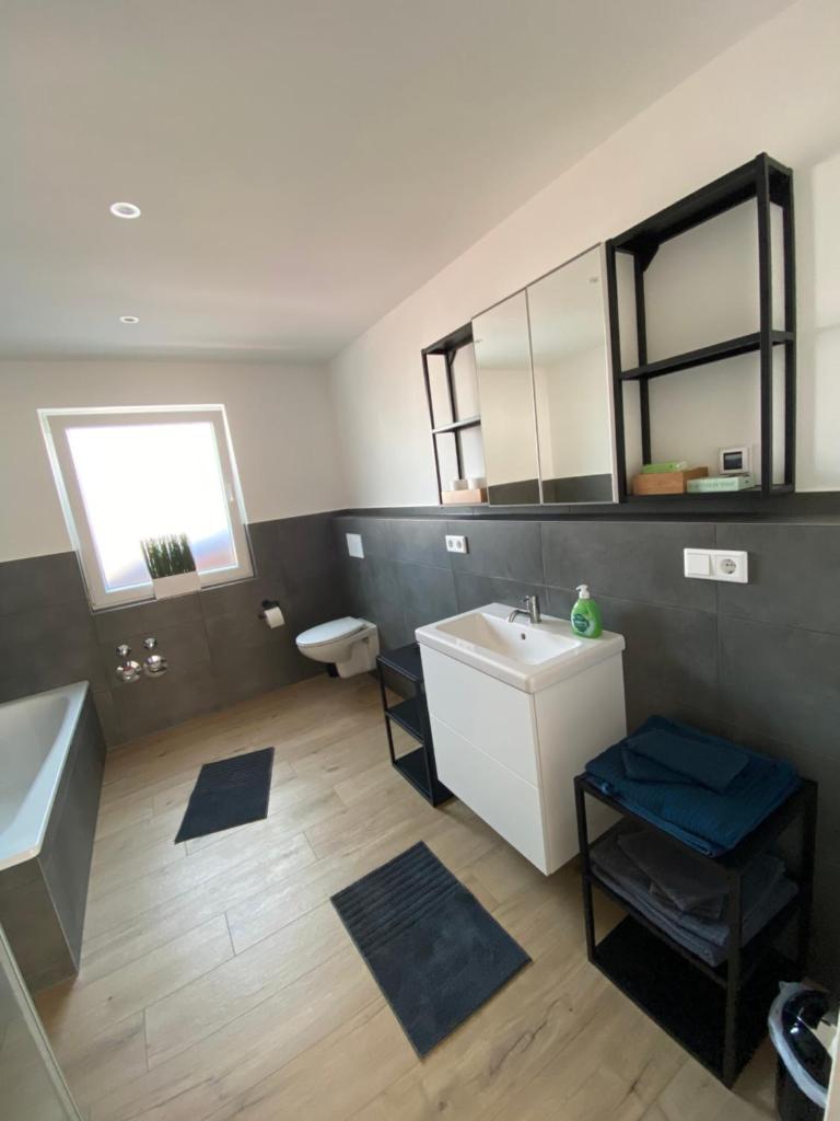 Moderne Ferienwohnung Hergolshausen photo 2