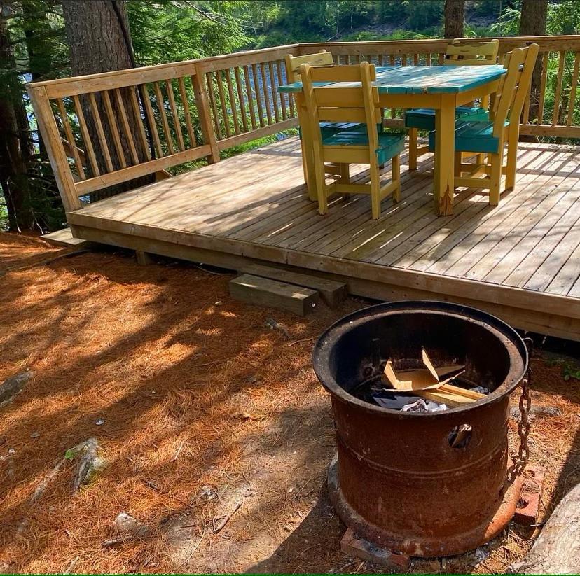 Riverfront Rustic Cottage photo 2