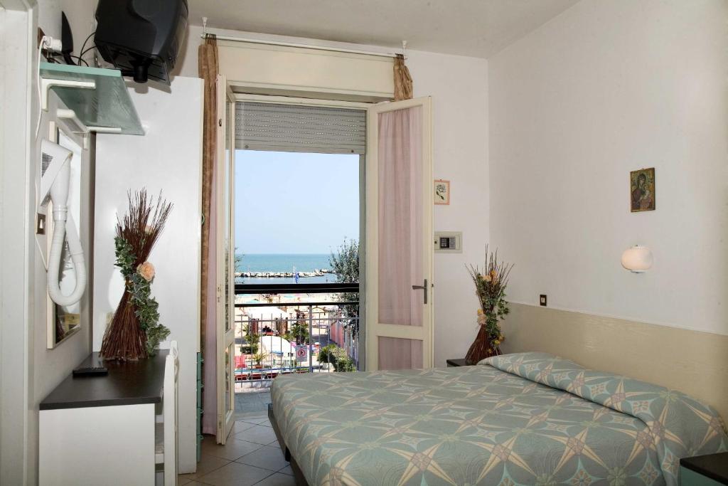 Hotel Heaven photo 1