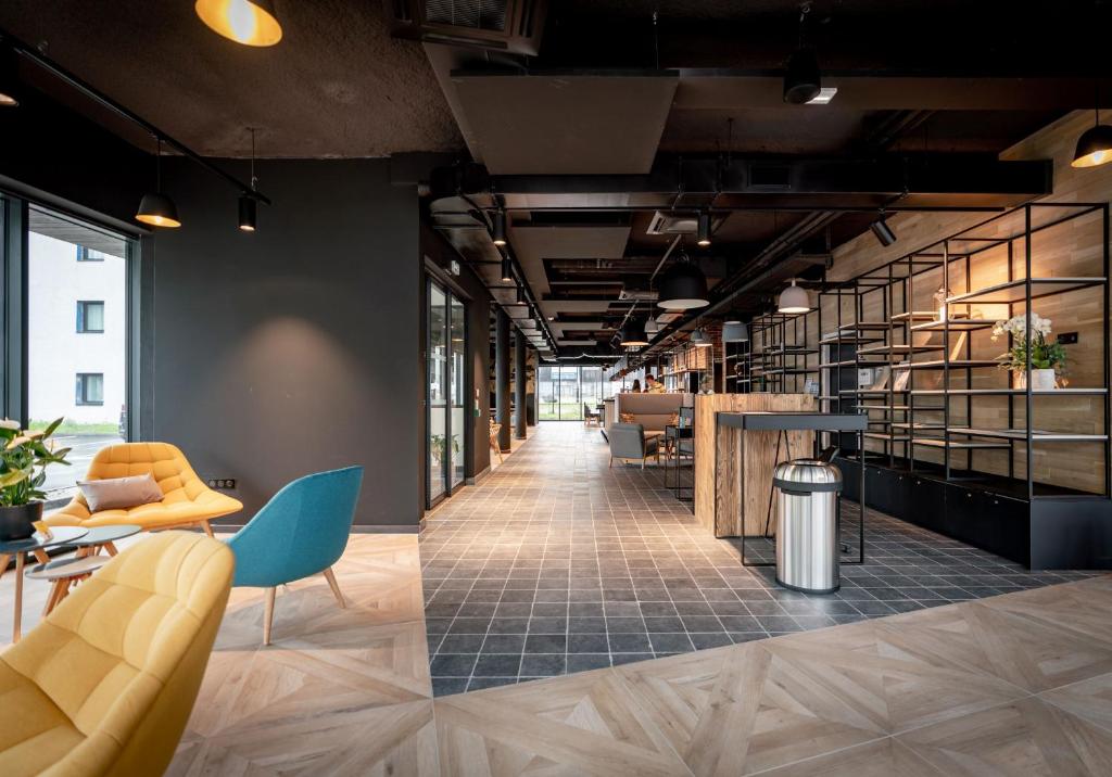 ibis Styles Valenciennes Petite Foret photo 2