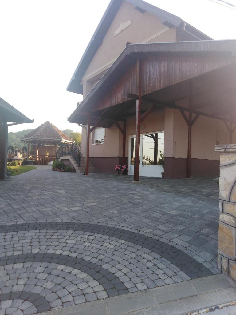 BLAGOJEVIĆ photo 3