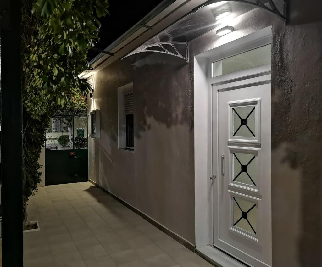 Leonidas II Traditional House in Sparta photo 2