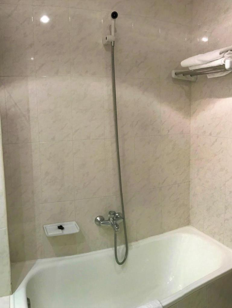 {
  "en-gb": "Hotel Roc Del Castell"
} photo 1