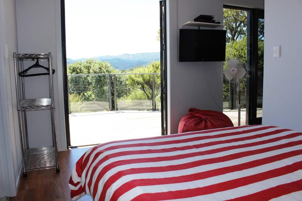 Poppy Apartment photo 3