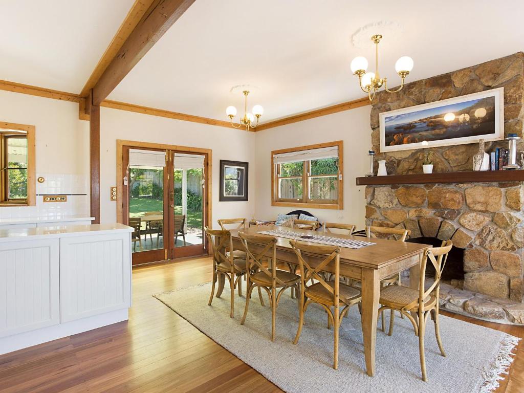 10 Harper Crescent Narooma photo 4