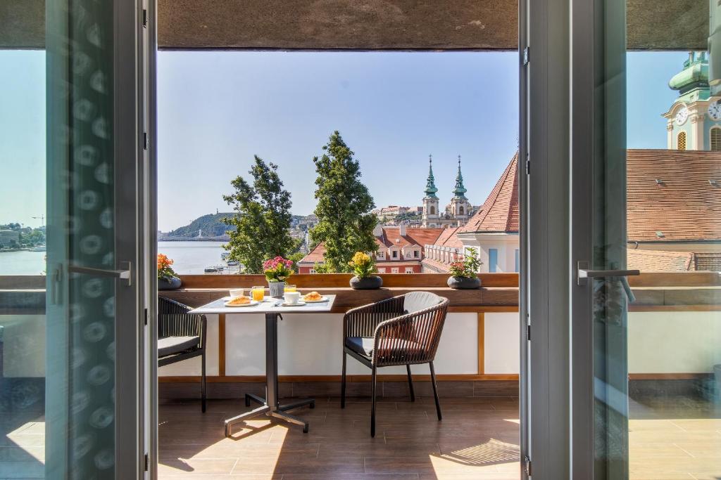 Danube Pearl Boutique Apartment photo 4