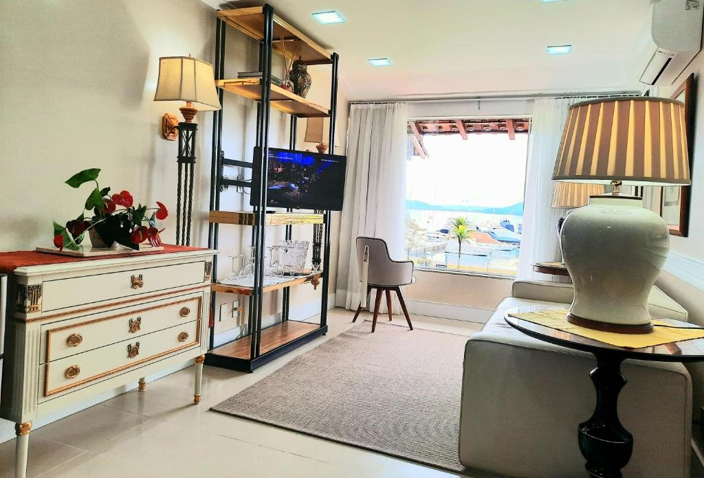 Frente & Vista do Mar - Fasano Area, Porto Frade - Angra dos Reis, RJ Seafront View - Inside Condo Next to 5-Star Hotel photo 4