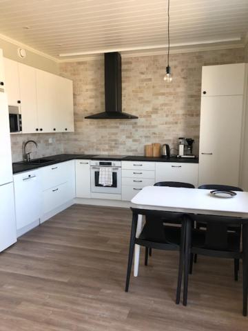 Soda Home - Karlsbo, 24 h check in