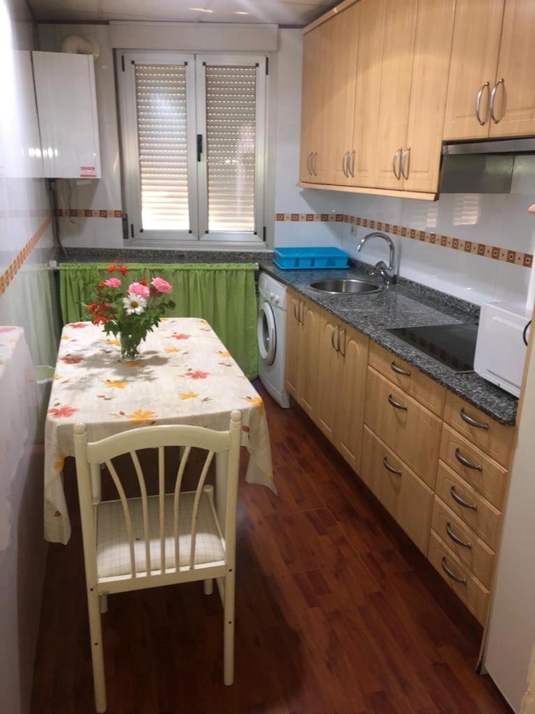 HOSTAL CAMELOT photo 1