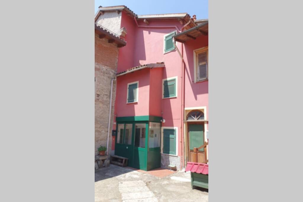 Casa vacanza Pegrini nel centro storico di Gavi photo 2