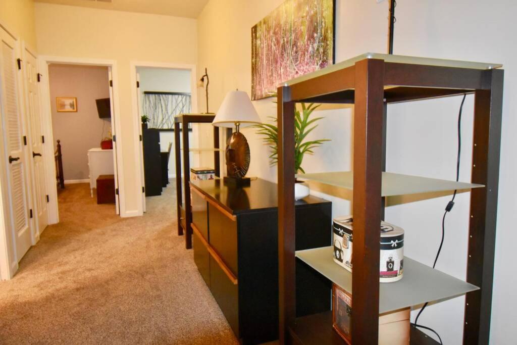 Luxury Townhouse with Oversized Master near Halcyon photo 3