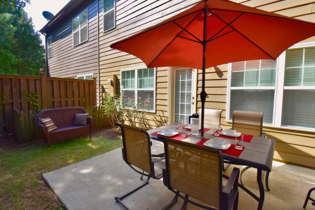 Luxury Townhouse with Oversized Master near Halcyon photo 4