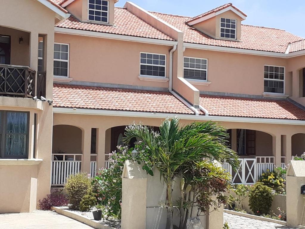 ABBE DYNASTY: Ocean View Holiday Home photo 2