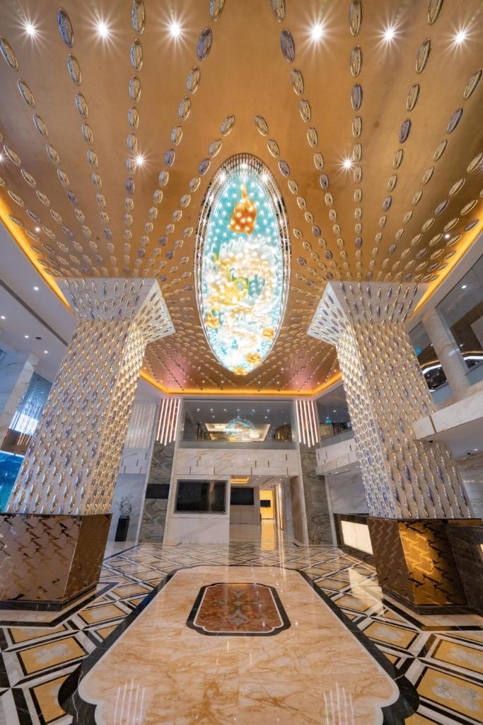 Hotel Golden Dragon photo 3