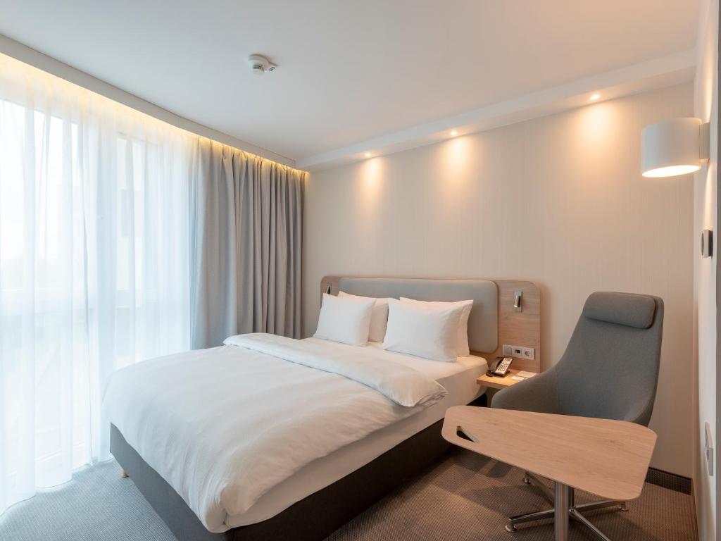 Holiday Inn Express - Offenbach, an IHG Hotel photo 4
