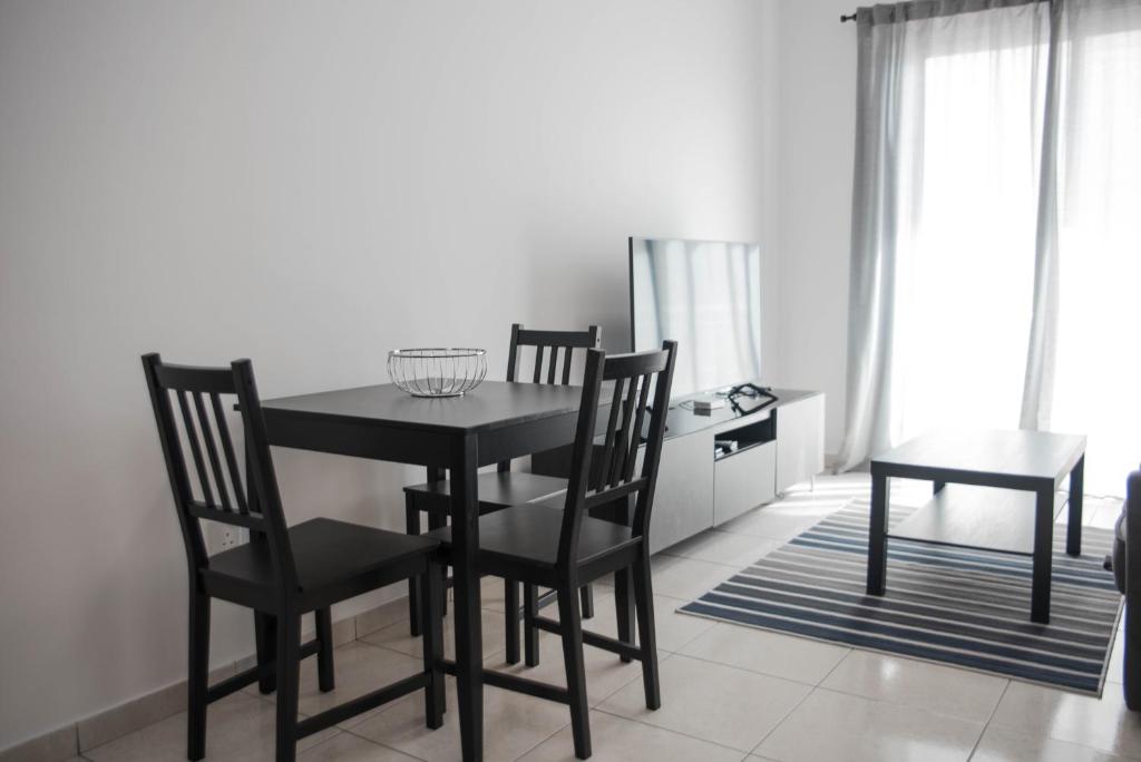 Renovated one bedroom apartment in Paphos with pool photo 1