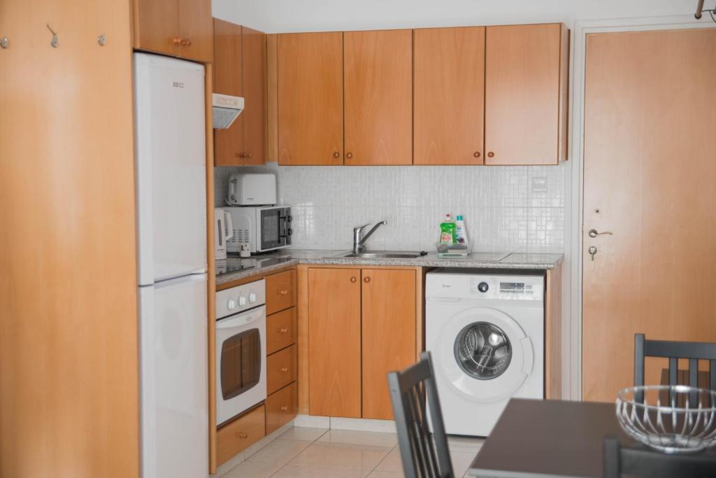 Renovated one bedroom apartment in Paphos with pool photo 3