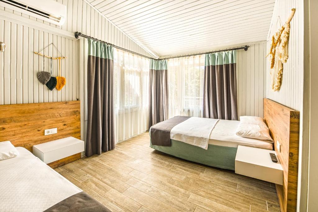 Leda Beach Hotel photo 4