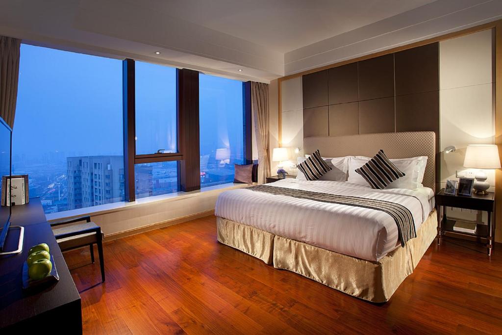 Апартаменты (Апартаменты Делюкс с 1 спальней и 2 завтраками), Ascott Midtown Suzhou