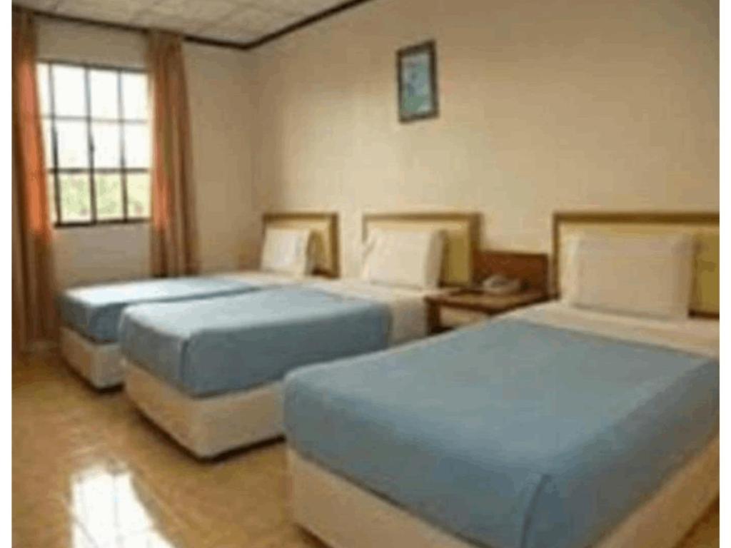 TS Hotel - Taman Rinting photo 3