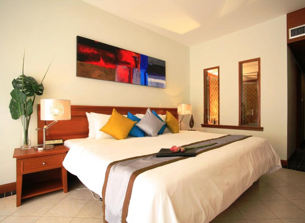 Sunset Beach Resort Phuket Room Type - Special Offer - Superior Double or Twin Room