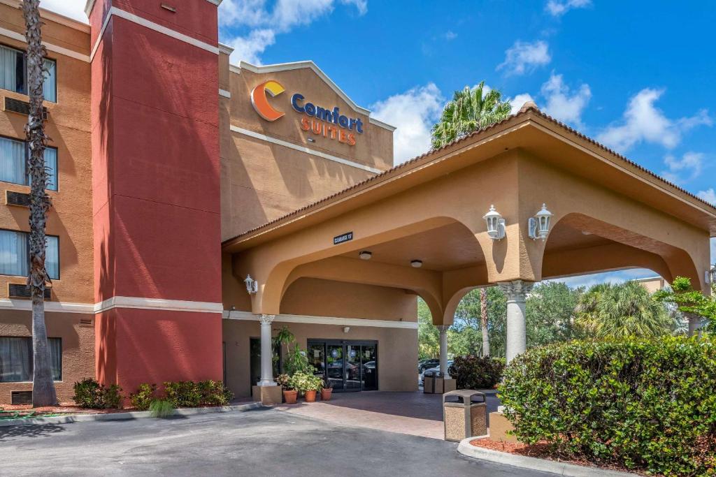 Comfort Suites Fort Pierce I-95 image