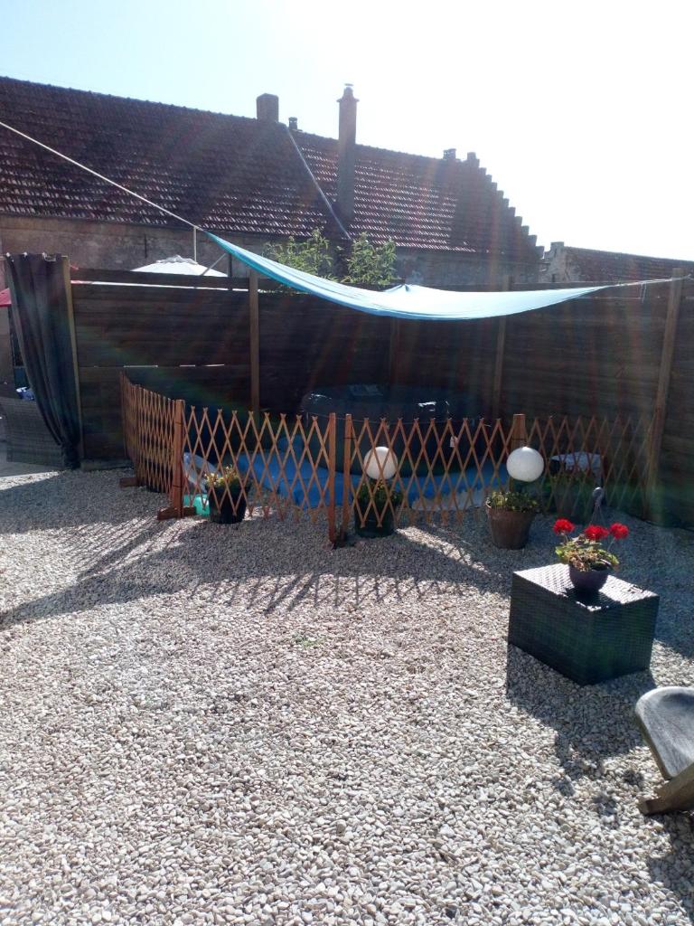 Maison chaleureuse et de détente avec piscine et spa photo 1