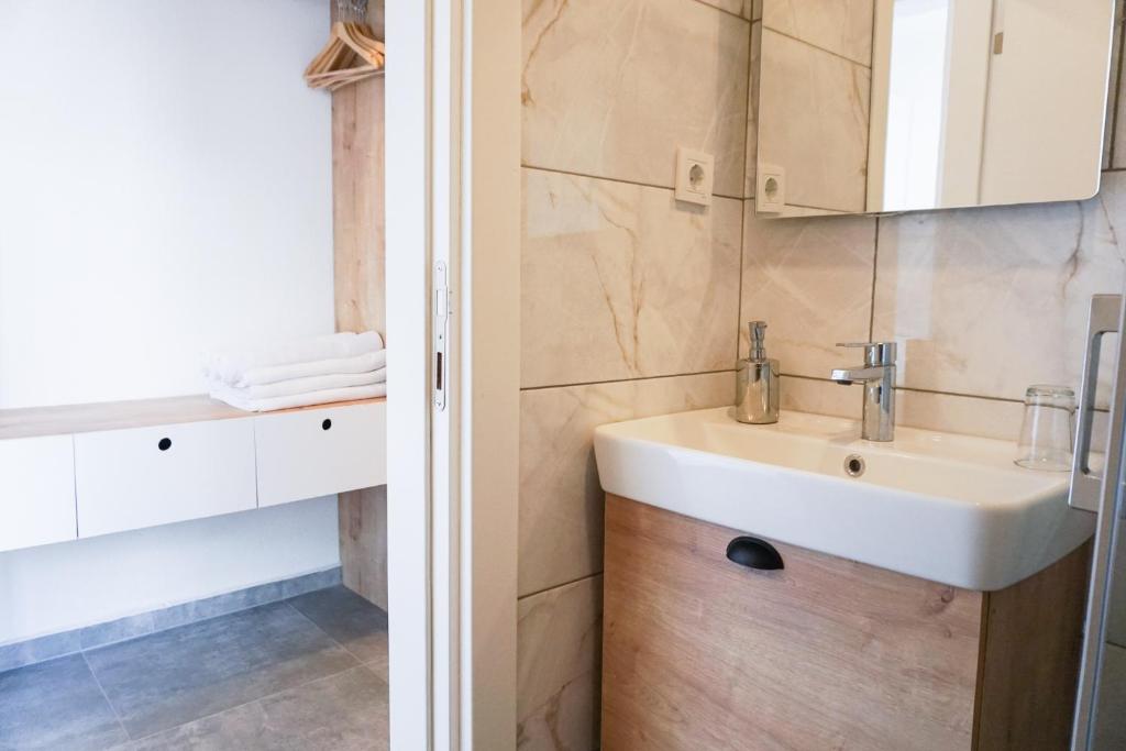 Daphnis Hotel photo 2