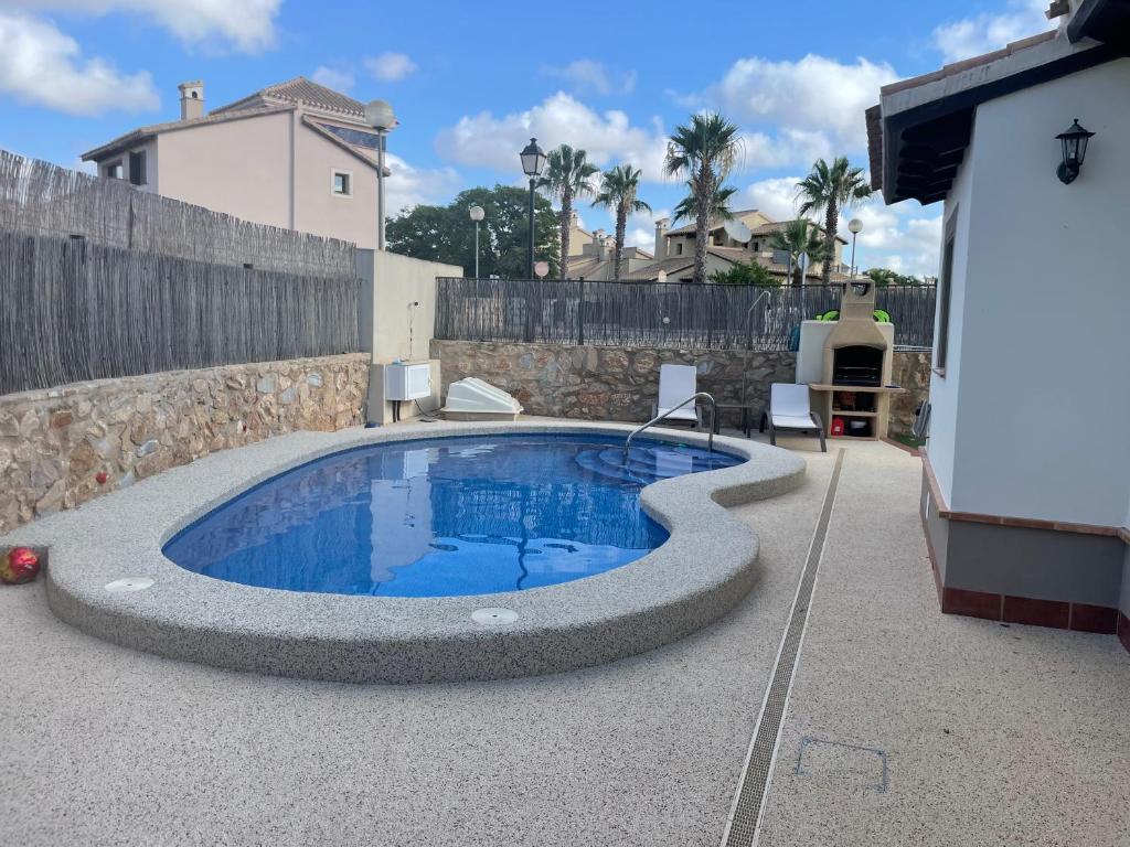 Impeccable 3-Bed Villa in Hancienda del alamo photo 1