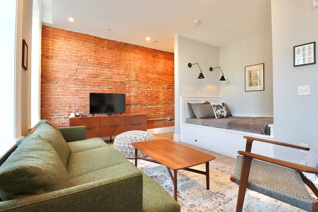 The Royal Suite at Prince Street Inn photo 1