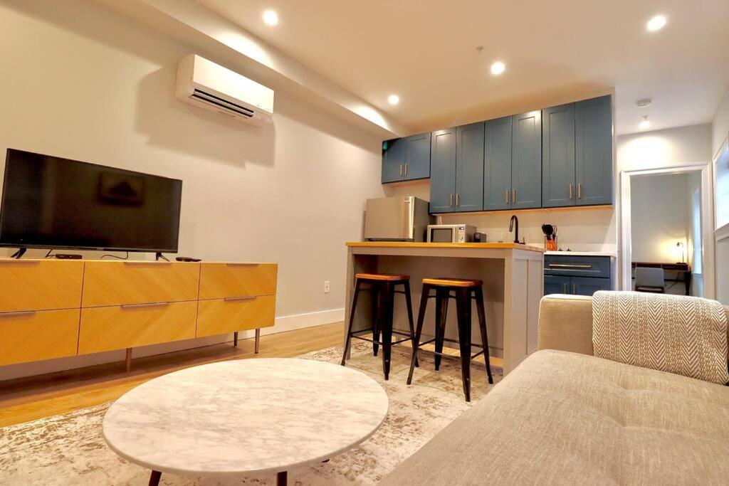 The Old Town Suite at Prince Street Inn photo 2