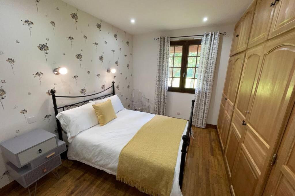 Gite Jeanroy a Cheerful 2 Bedroom Rural Gite photo 2