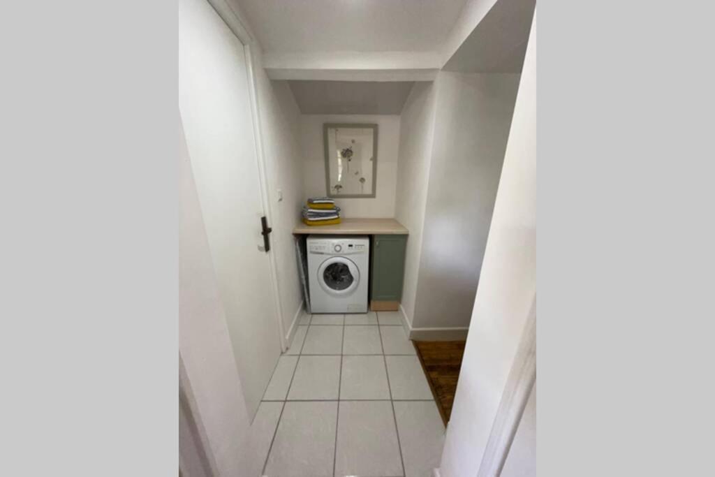 Gite Jeanroy a Cheerful 2 Bedroom Rural Gite photo 3