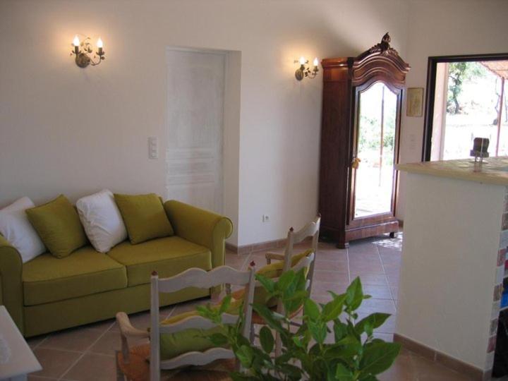Charmante Petite Maison & Spa à Bulles & Grande Terrasse Plein SUD ! photo 4