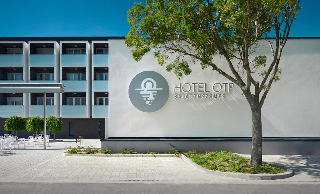Hotel OTP Balatonszemes photo 2