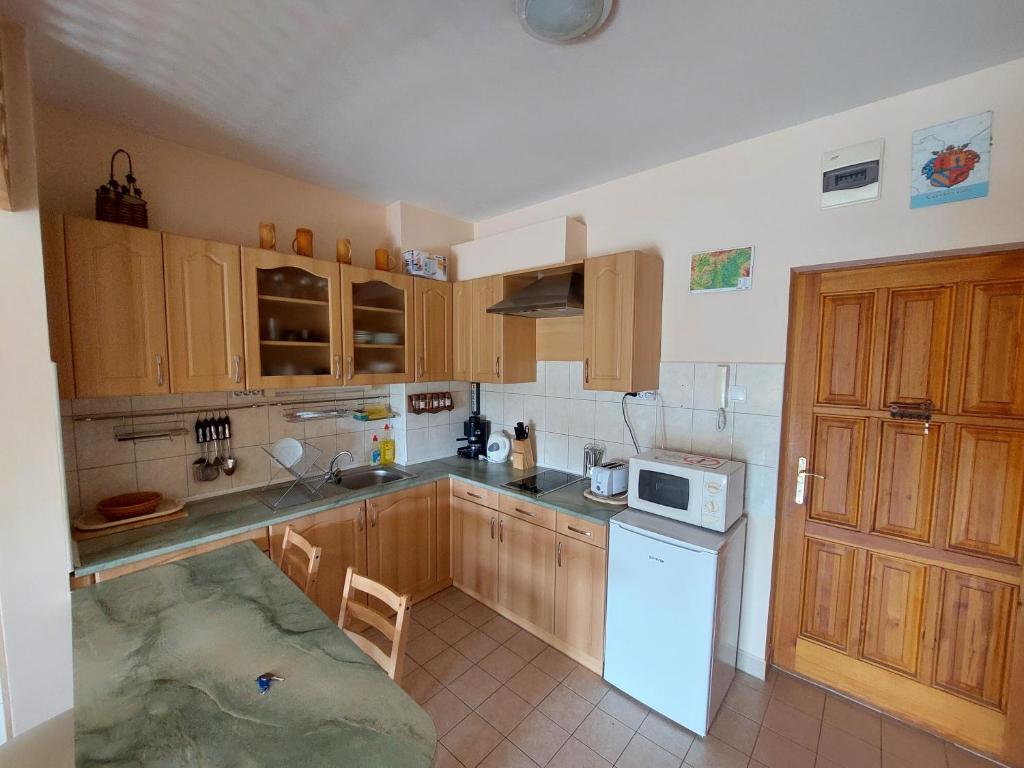 Cserke Napfény Apartman photo 3