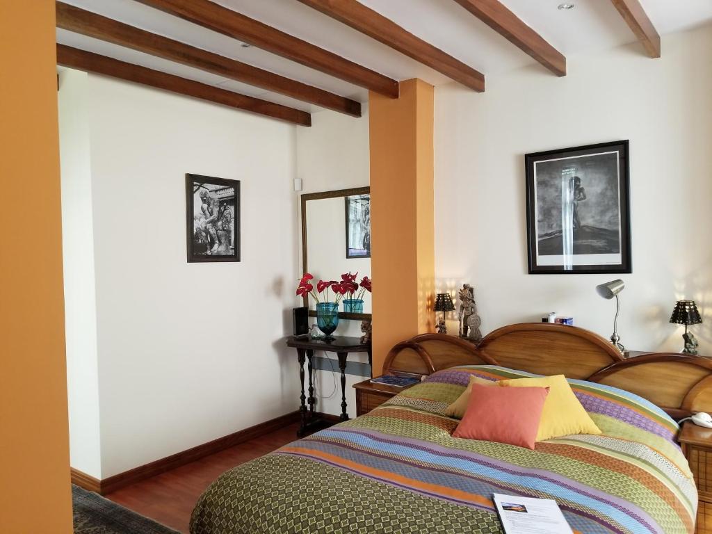 Finca Paraiso Mountain Retreat near San Jose Airport photo 2