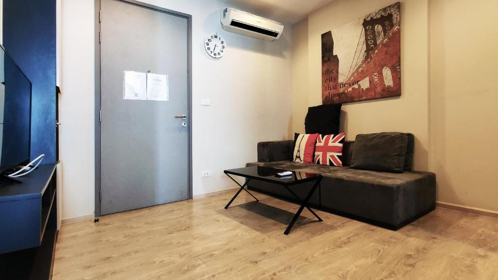 Апартаменты (Апартаменты с видом на море), Sea View Pool The Base Condo