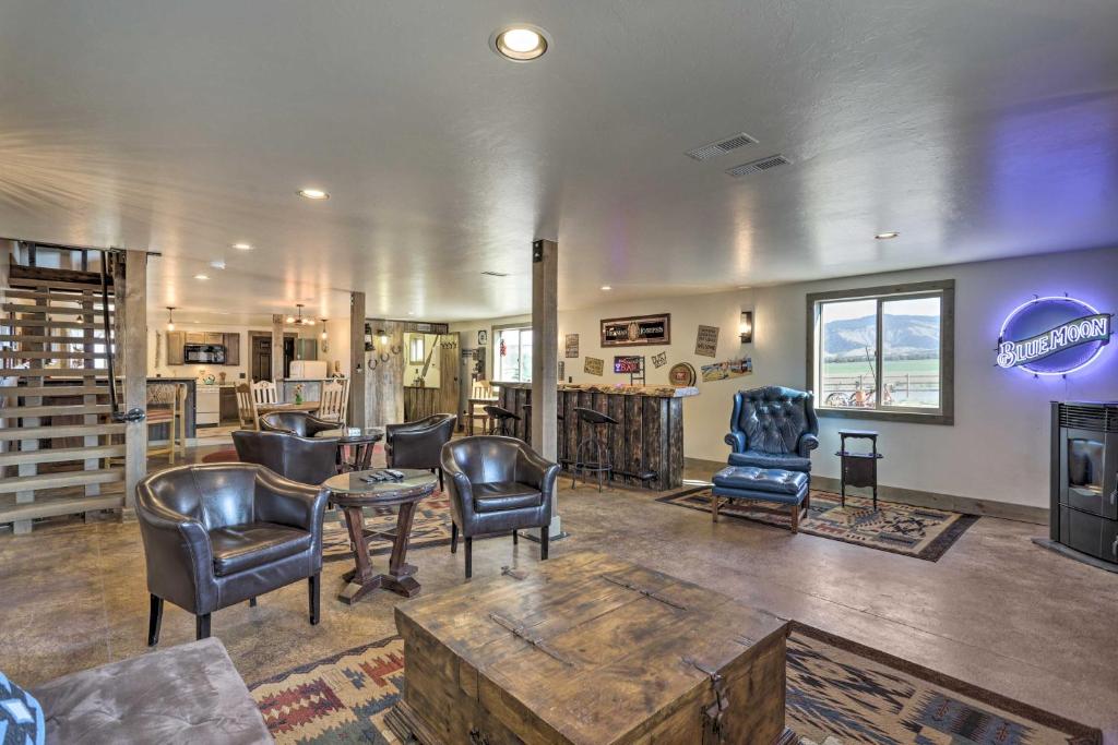 Montrose Barndominium on 7 Acres with Views! photo 4