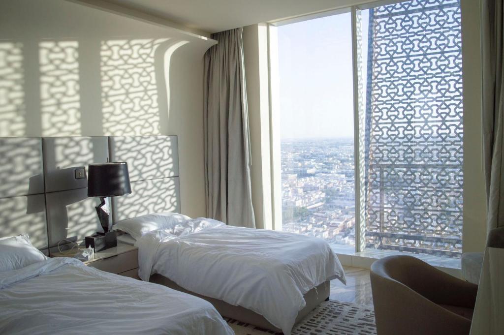 fendi apartment photo 4