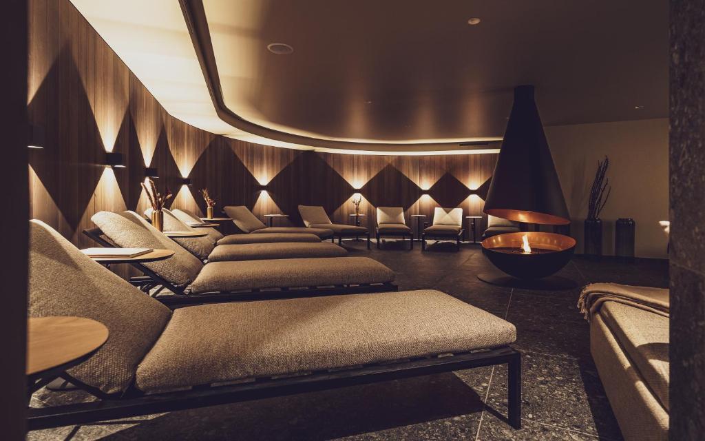 Hotel Waldhuus photo 3