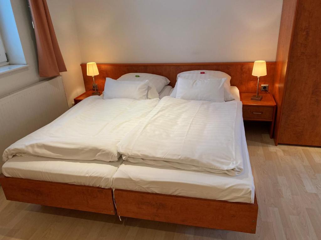 Passage 84 - Hotel & Café photo 1