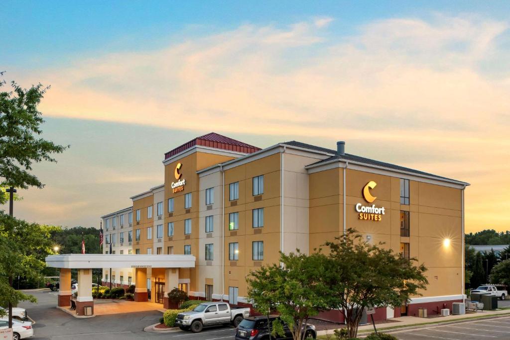 Comfort Suites Fredericksburg North photo 2