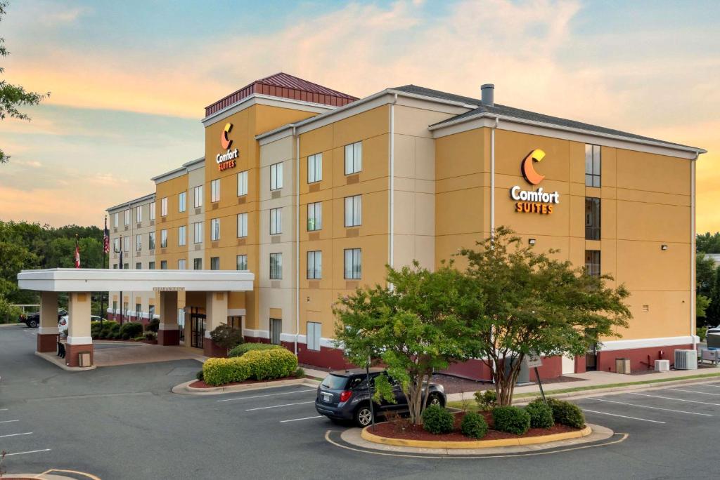 Comfort Suites Fredericksburg North photo 3